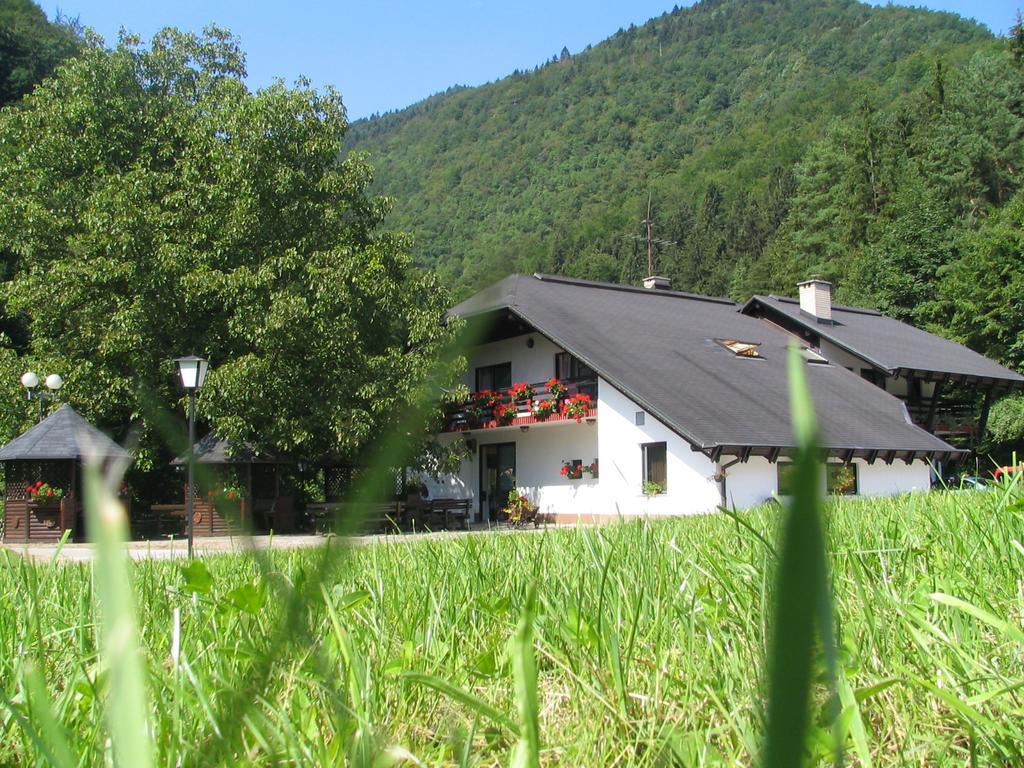 Guest House Atelšek Recica ob Savinji Exteriér fotografie