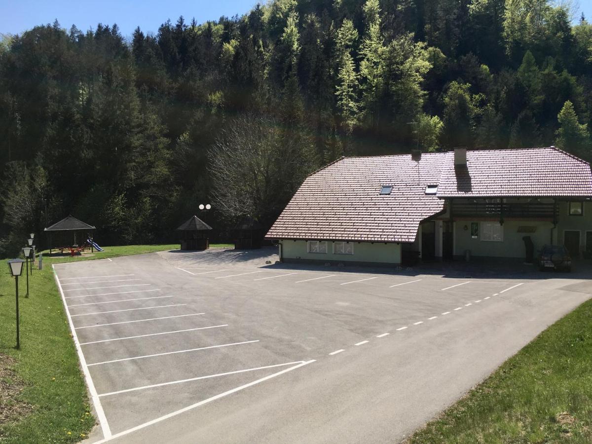 Guest House Atelšek Recica ob Savinji Exteriér fotografie